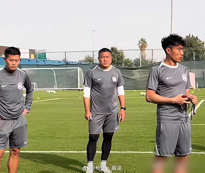 乐鱼中国体育-郑智率西海岸队迪拜苦练，球员称比广州训练更狠|广州恒大|中国男足|黄博文|广州队|梅方_新浪新闻