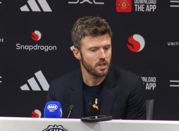 乐鱼LEYU-卡里克:卢克·肖和马奎尔有点不舒服 B费队史地位不是我该评论的